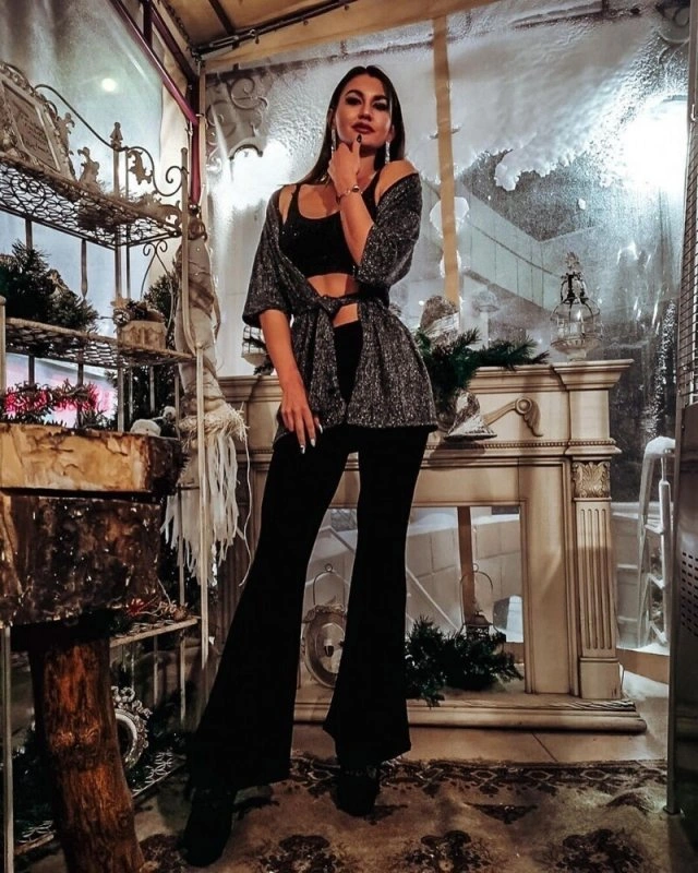 Україночки на новорічних корпоративах (15 фото) – фото 13