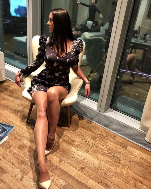 Україночки на новорічних корпоративах (15 фото) – фото 15