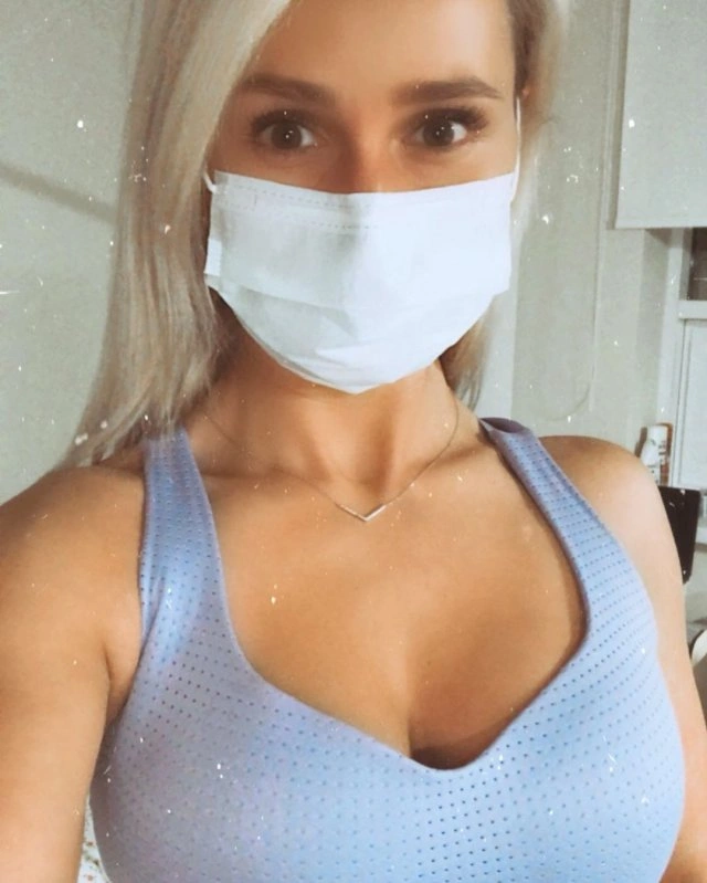 Анна Михайлова - фітнес-тренерка з Рублевки, яка опинилася на карантині (12 фото + відео) – фото 10