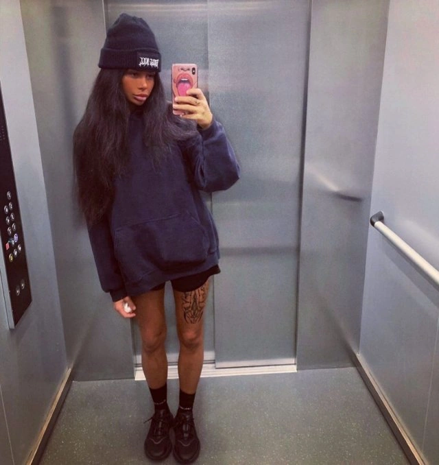 Ганна Тіттензор - 23-річна ірландка, яка завжди мріяла стати темношкірою (15 фото) – фото 14