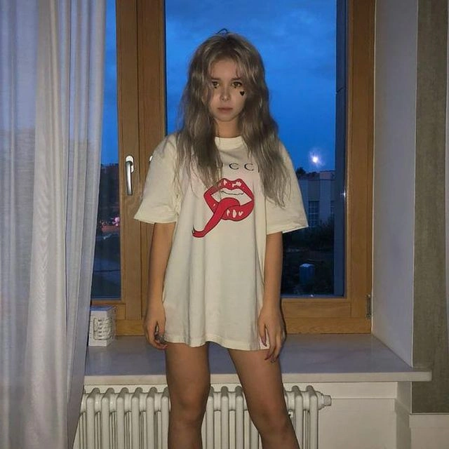 Донька колишнього воротаря "Зеніту" В'ячеслава Малафєєва підозрюється в торгівлі наркотиками (16 фото) – фото 4