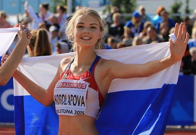 Валентина Косолапова - дочка віце-губернатора, яка могла стати моделлю, але обрала спорт (15 фото)