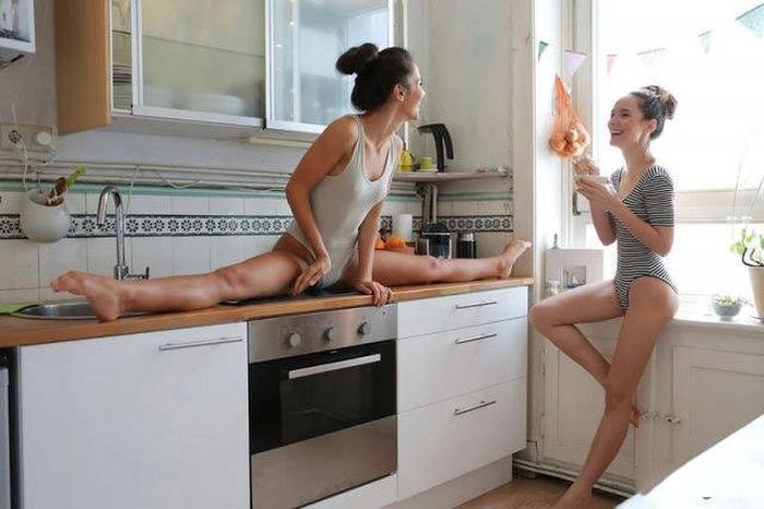 Дивні фото з дівчатами (34 фото) – фото 17