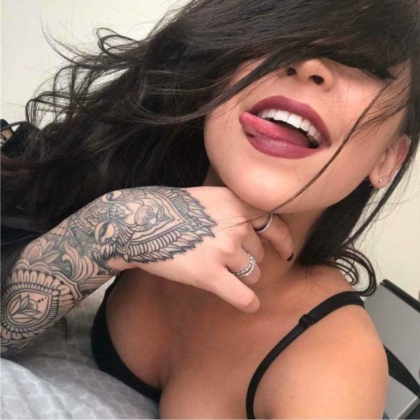 Дівчата з татуюваннями (30 фото) – фото 10