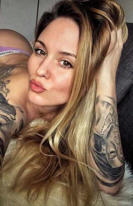 Дівчата з татуюваннями (30 фото) – фото 18