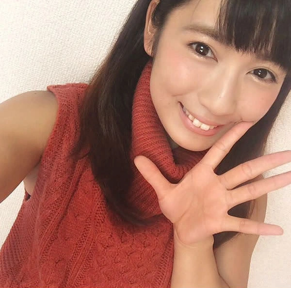 Миленька бодібілдерка з Японії (18 фото) – фото 1