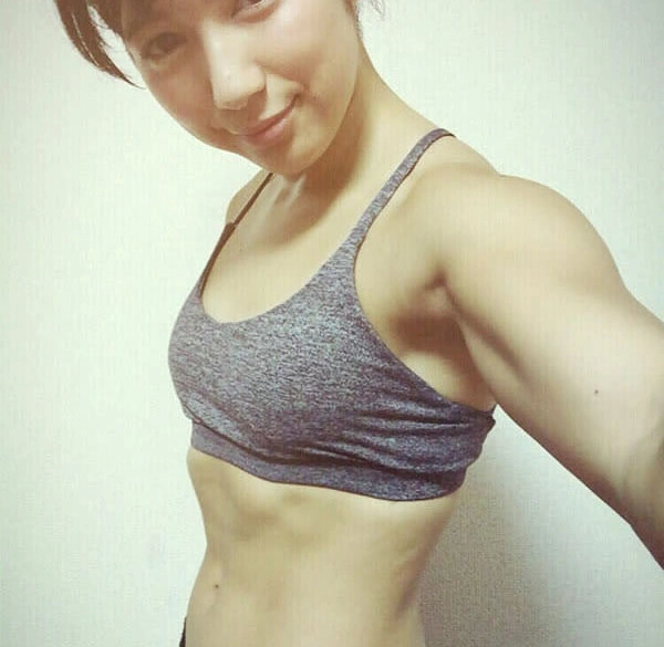 Миленька бодібілдерка з Японії (18 фото) – фото 2