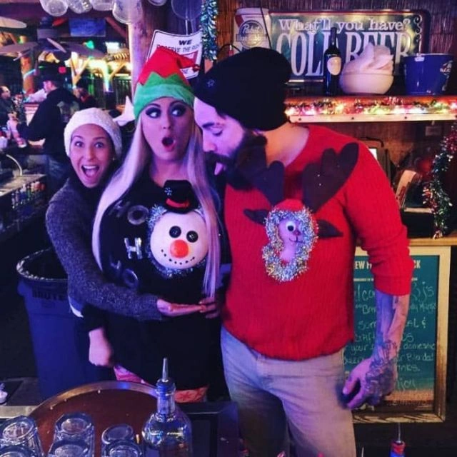 Еротична різдвяна розвага американок (13 фото) – фото 9