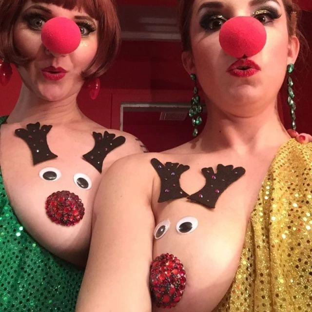 Еротична різдвяна розвага американок (13 фото) – фото 13