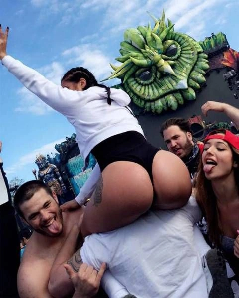 Смішні дівчата. Частина 100 (47 фото) – фото 26