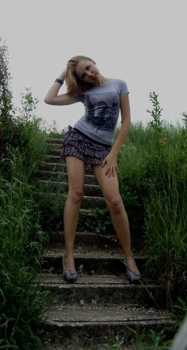 Спокусливі користувачки соцмереж (47 фото) – фото 20