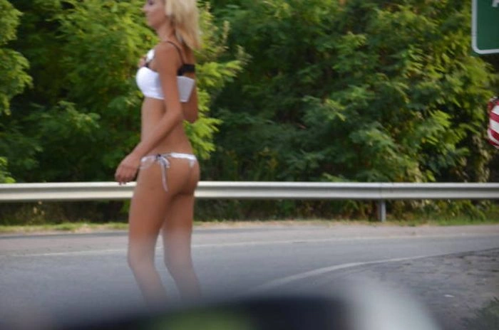 Священниці кохання на робочому місці (57 фото) – фото 38