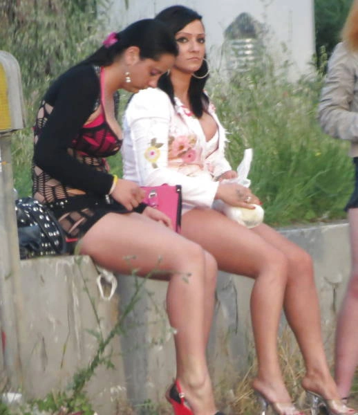 Священниці кохання на робочому місці (57 фото) – фото 48