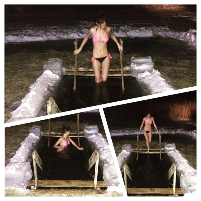 Хрещенське купання православних красунь (39 фото) – фото 12