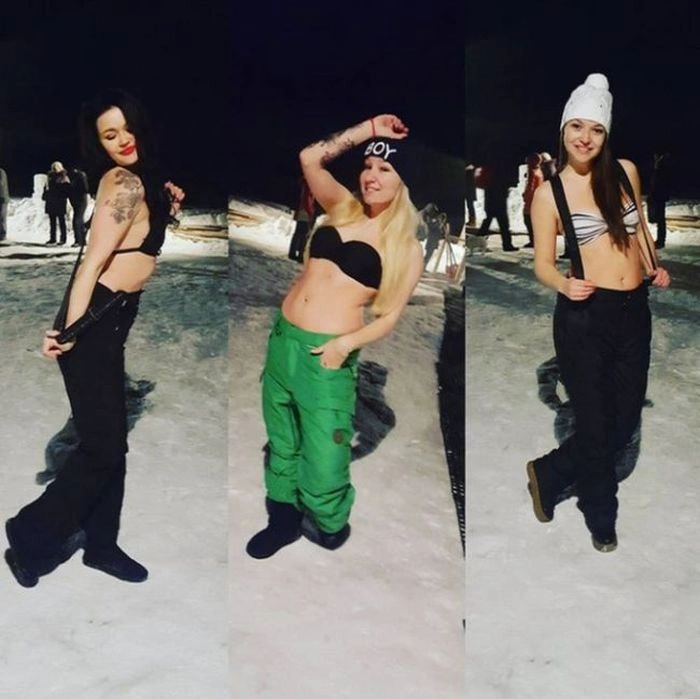 Хрещенське купання православних красунь (39 фото) – фото 13