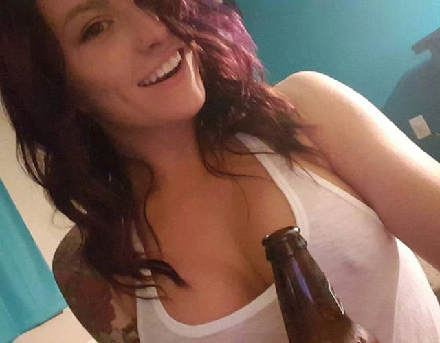 Дівчата без бюстгальтерів (51 фото) – фото 47