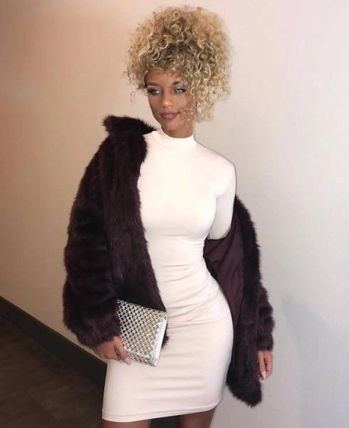 Дівчата в облягаючих сукнях (58 фото) – фото 8