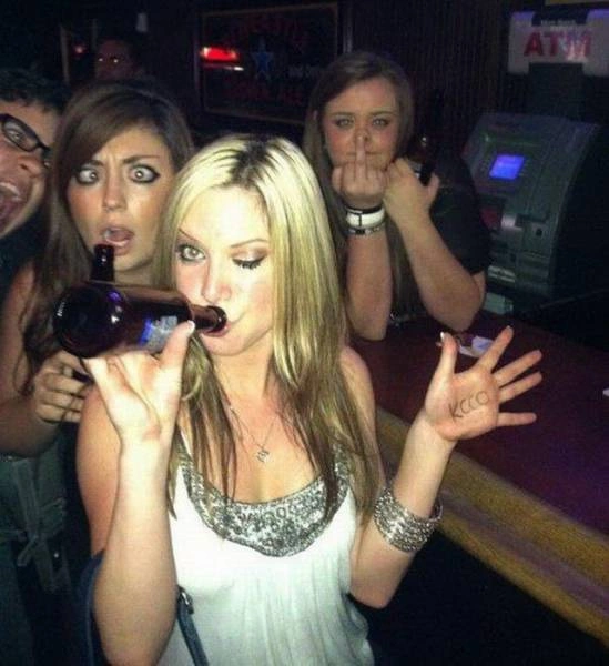 Дівчата розважаються (36 фото) – фото 10