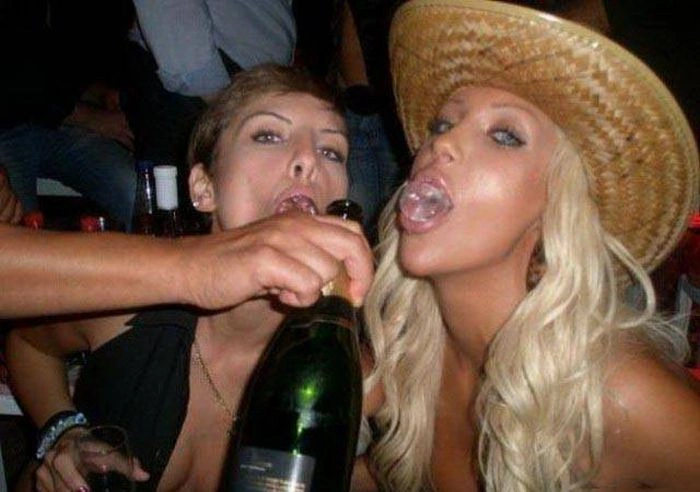 Дівчата розважаються (36 фото) – фото 12