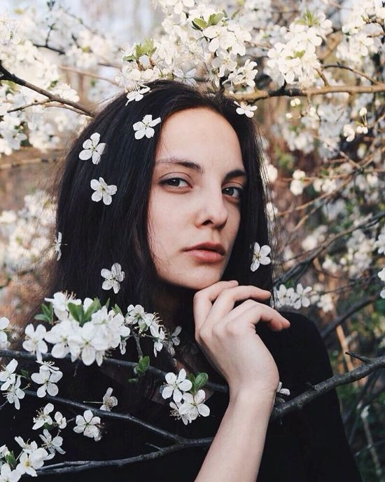 Героїня відео "Ніяких свят" Ася Петряєва завершила школу і розповіла про плани на майбутнє (6 фото) – фото 5