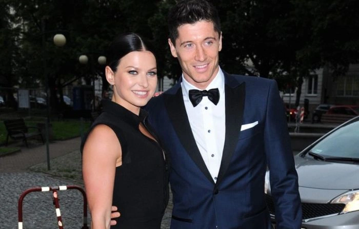 Найгарніші дружини та подружки футболістів (45 фото) – фото 17