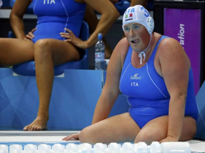 Капітани жіночих команд збірних Росії та Італії з водного поло (6 фото) – фото 2