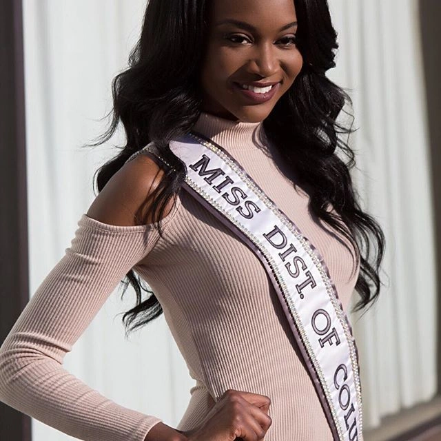 26-річна військовослужбовець Дешона Барбер перемогла на конкурсі краси "Міс США" (17 фото) – фото 6