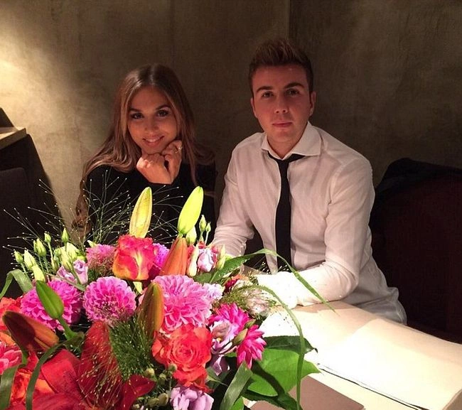 Кохані відомих футболістів (83 фото) – фото 7