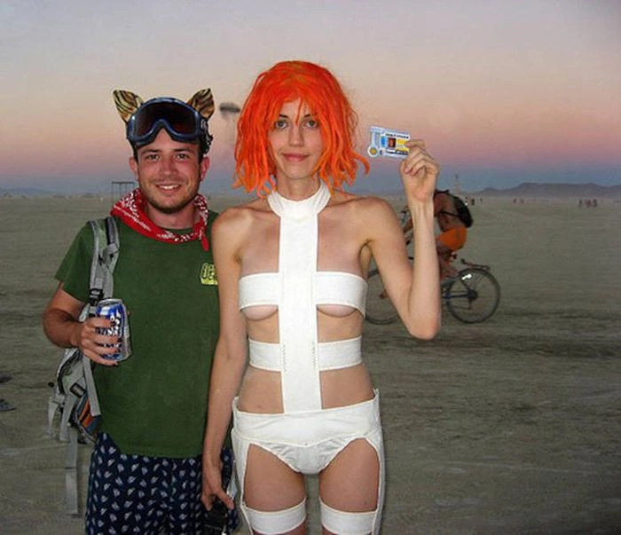 Дівчата з фестивалю Burning Man (50 фото) – фото 30