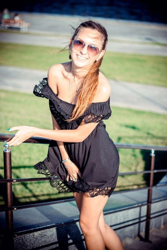 Добірка літніх дівчат у перший день осені (50 фото) – фото 46