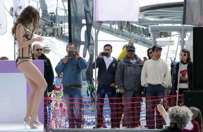 Показ нижньої білизни викликав фурор в Лівані (22 фото) – фото 5