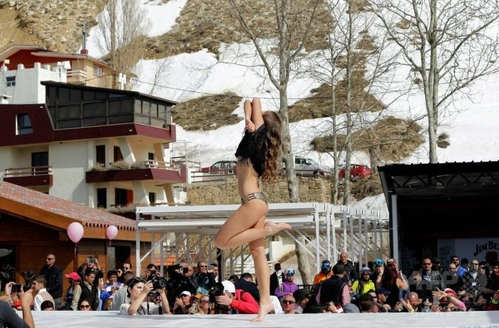 Показ нижньої білизни викликав фурор в Лівані (22 фото) – фото 15