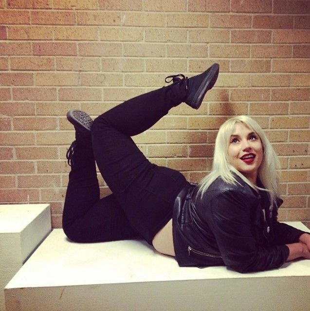 Фростіна Шейк - незвичайна балерина у бурлеск-шоу (14 фото)