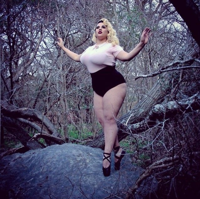 Фростіна Шейк - незвичайна балерина у бурлеск-шоу (14 фото) – фото 11