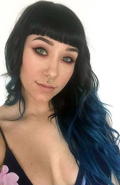 Дівчина перемогла анорексію за допомогою бодібілдингу (11 фото) – фото 10