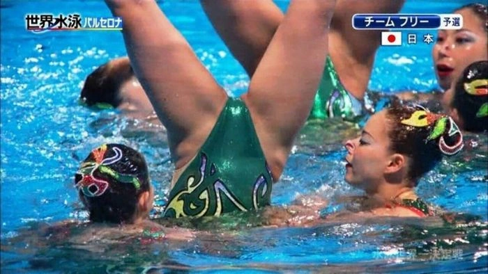 Цікаві та веселі фото з жіночих змагань (23 фото) – фото 9