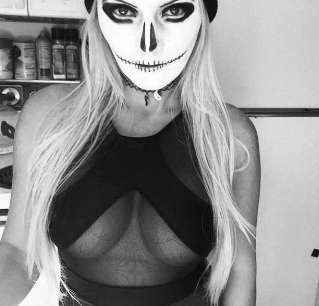 Дівчата в мереживних нарядах (59 фото) – фото 4