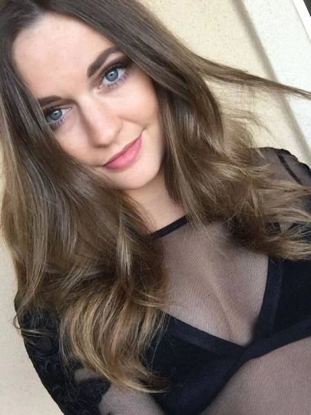 Дівчата в мереживних нарядах (59 фото) – фото 8