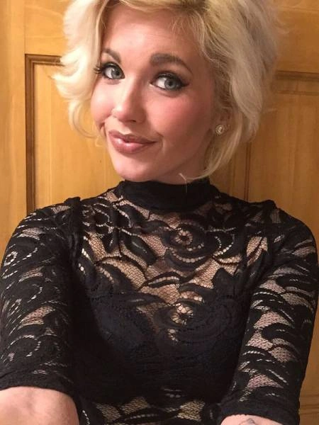 Дівчата в мереживних нарядах (59 фото) – фото 23