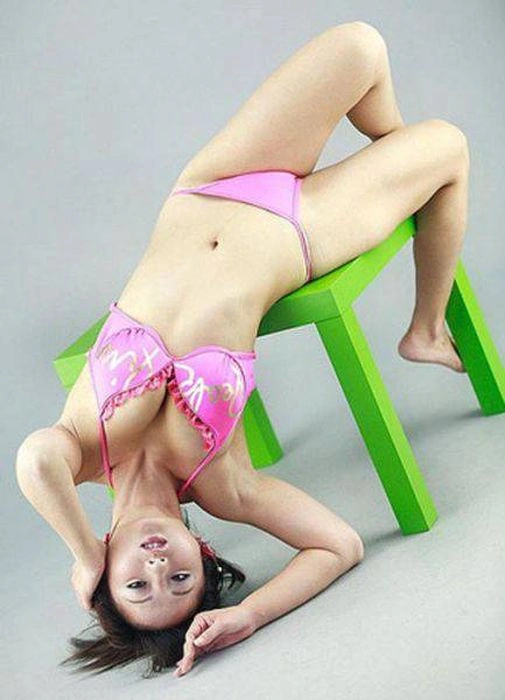 Дивні пози фотомоделей (49 фото) – фото 26