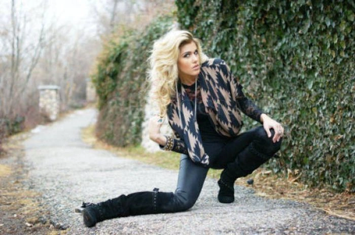 Дивні пози фотомоделей (49 фото) – фото 46