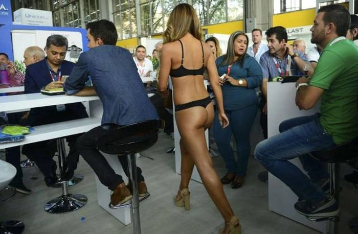 Смішні дівчата. Частина 48 (67 фото) – фото 43