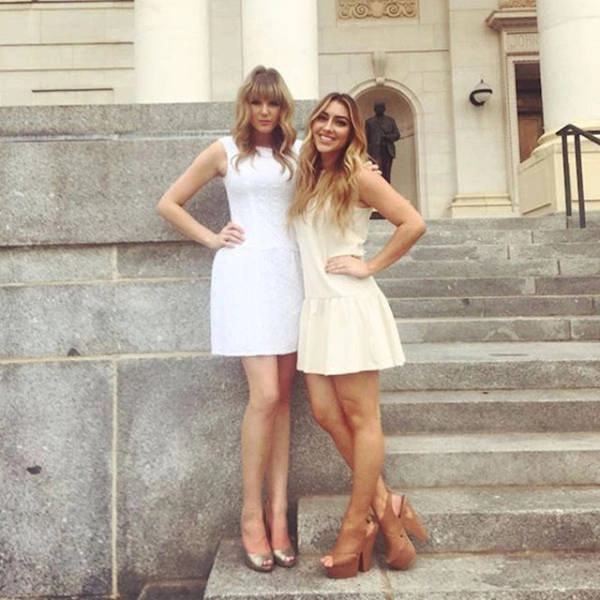 Кейтра Джейн - подвійник Тейлор Свіфт (20 фото) – фото 11