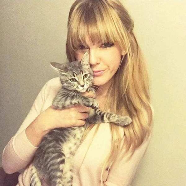 Кейтра Джейн - подвійник Тейлор Свіфт (20 фото) – фото 16