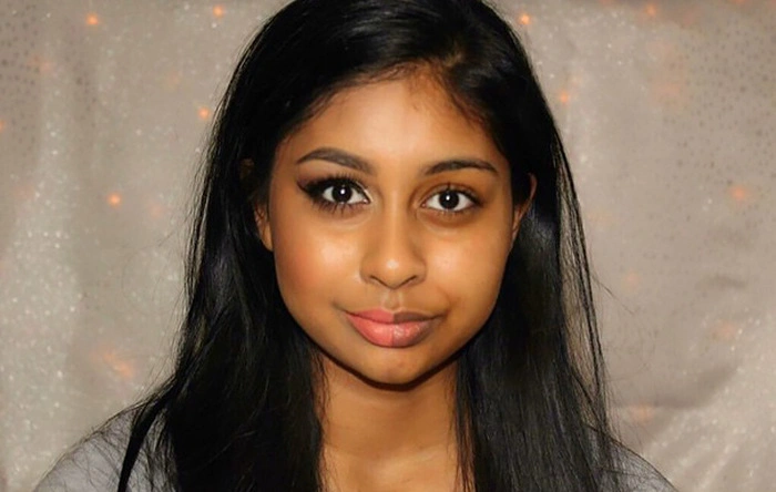 Флешмоб з напівнакрашеними жіночими обличчями набирає оберти (28 фото) – фото 12