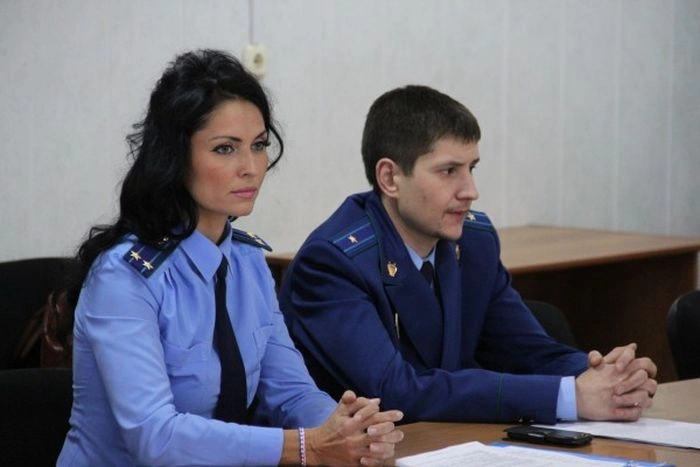 Жанна Синдянкіна - новий конкурент Наталії Поклонської (7 фото) – фото 5