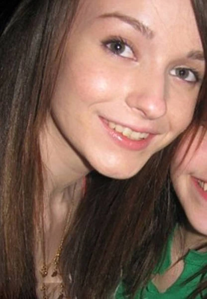 Розумна дівчина перетворилася на типову блондинку (15 фото) – фото 2