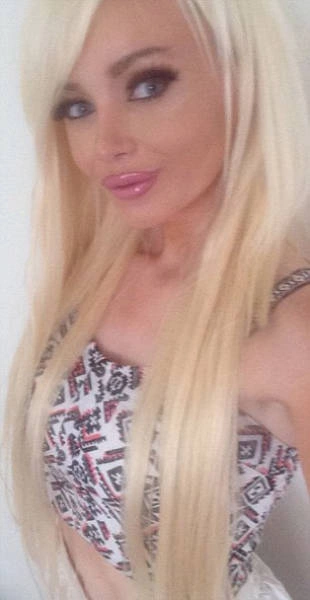 Розумна дівчина перетворилася на типову блондинку (15 фото) – фото 5