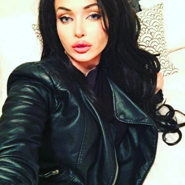 Розумна дівчина перетворилася на типову блондинку (15 фото) – фото 9