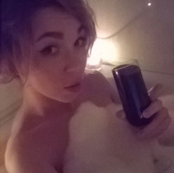 21-річна росіянка поєднує роботу програміста з кар'єрою початківця порноактриси (15 фото) – фото 3